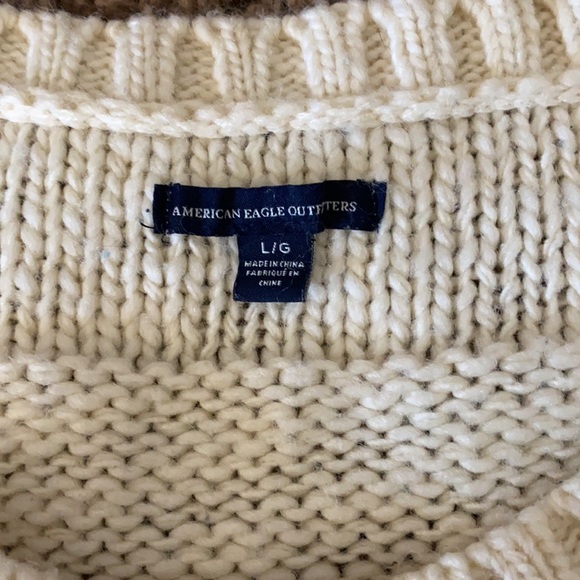 American Eagle, comfy, cozy sweater. - Picture 2 of 3